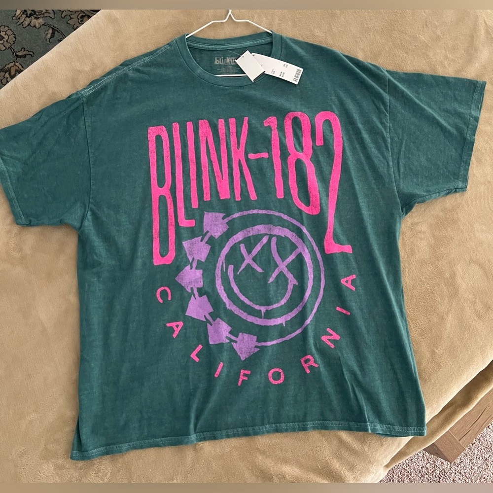 Urban Outfitters•S/M•Blink-182 Oversized Graphic Tee